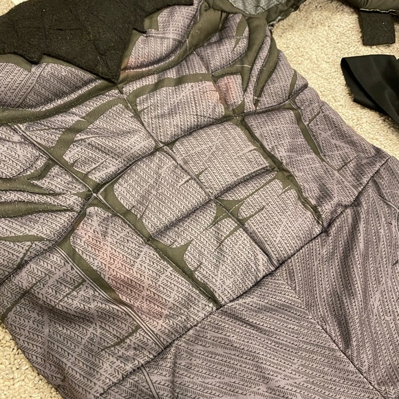 Deluxe Batman Costume ~ Medium - Picture 8 of 9